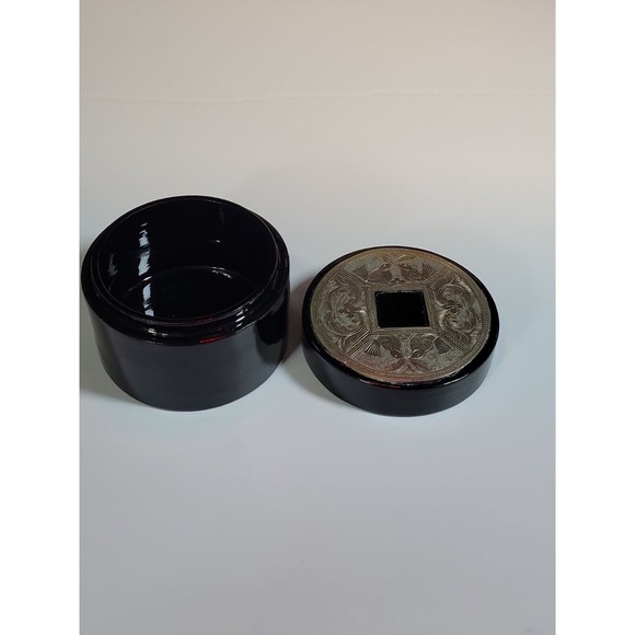 Round Wooden Trinket Jewelry Box Bird Floral Embossed Silver Plate Lid - Picture 3 of 6